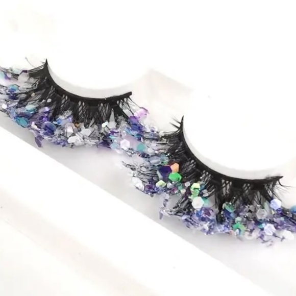 False Fake Eyelashes-Shimmer-Color-Glitter-Fluffy-Reusable - Picture 2 of 3